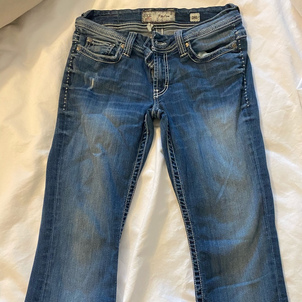 Buckle Jeans
